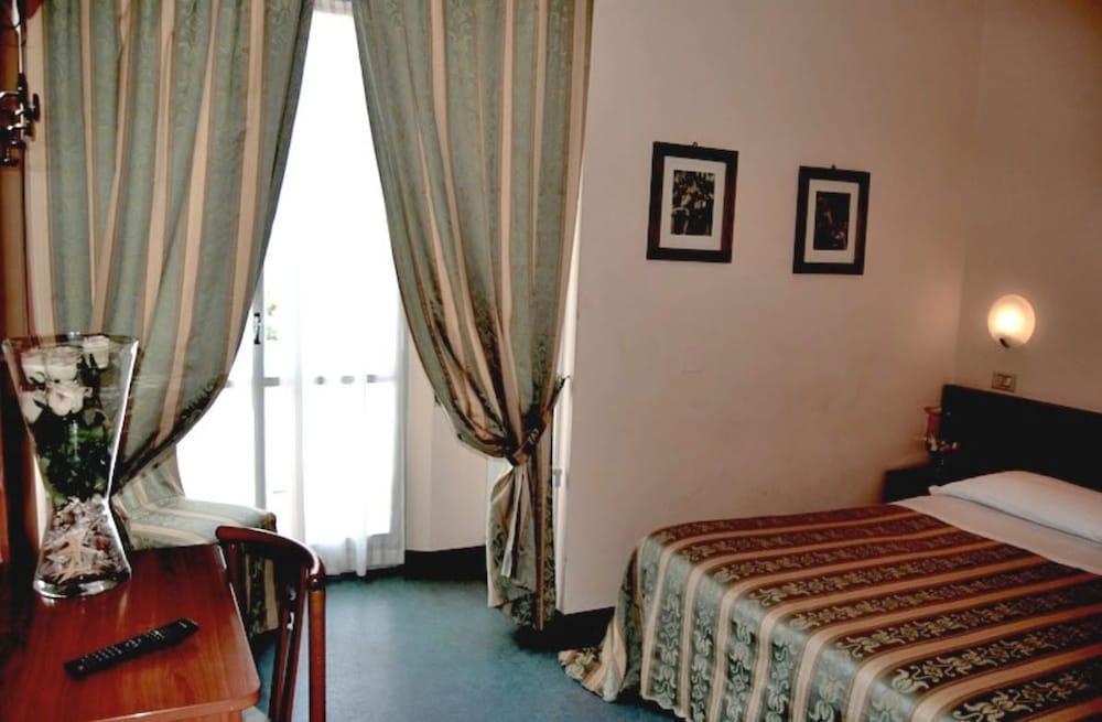 Hotel Acerboli Rimini Exterior foto