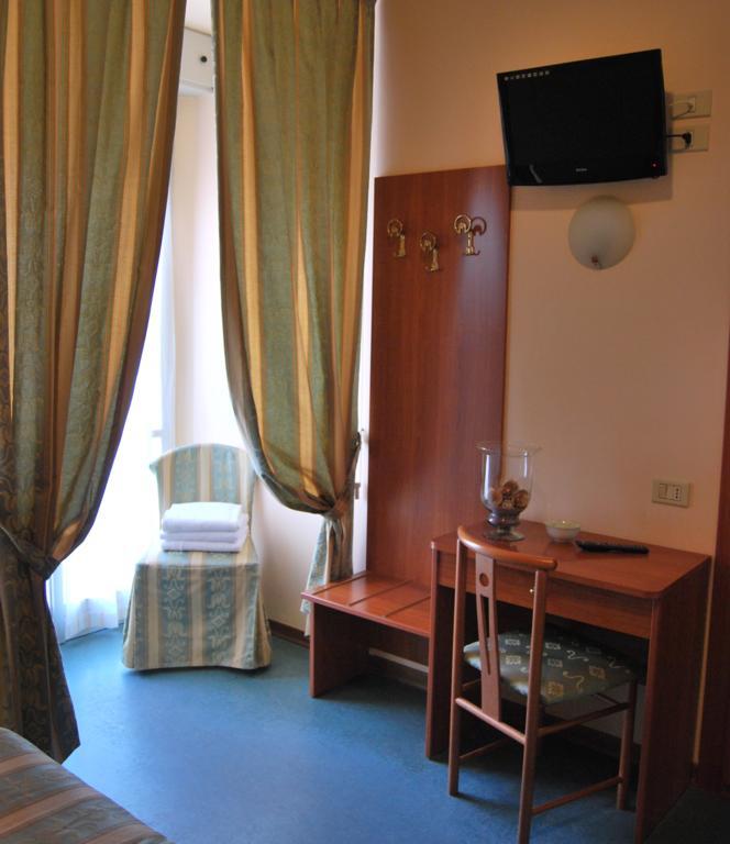 Hotel Acerboli Rimini Cameră foto